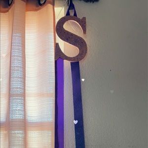 Letter bow holder